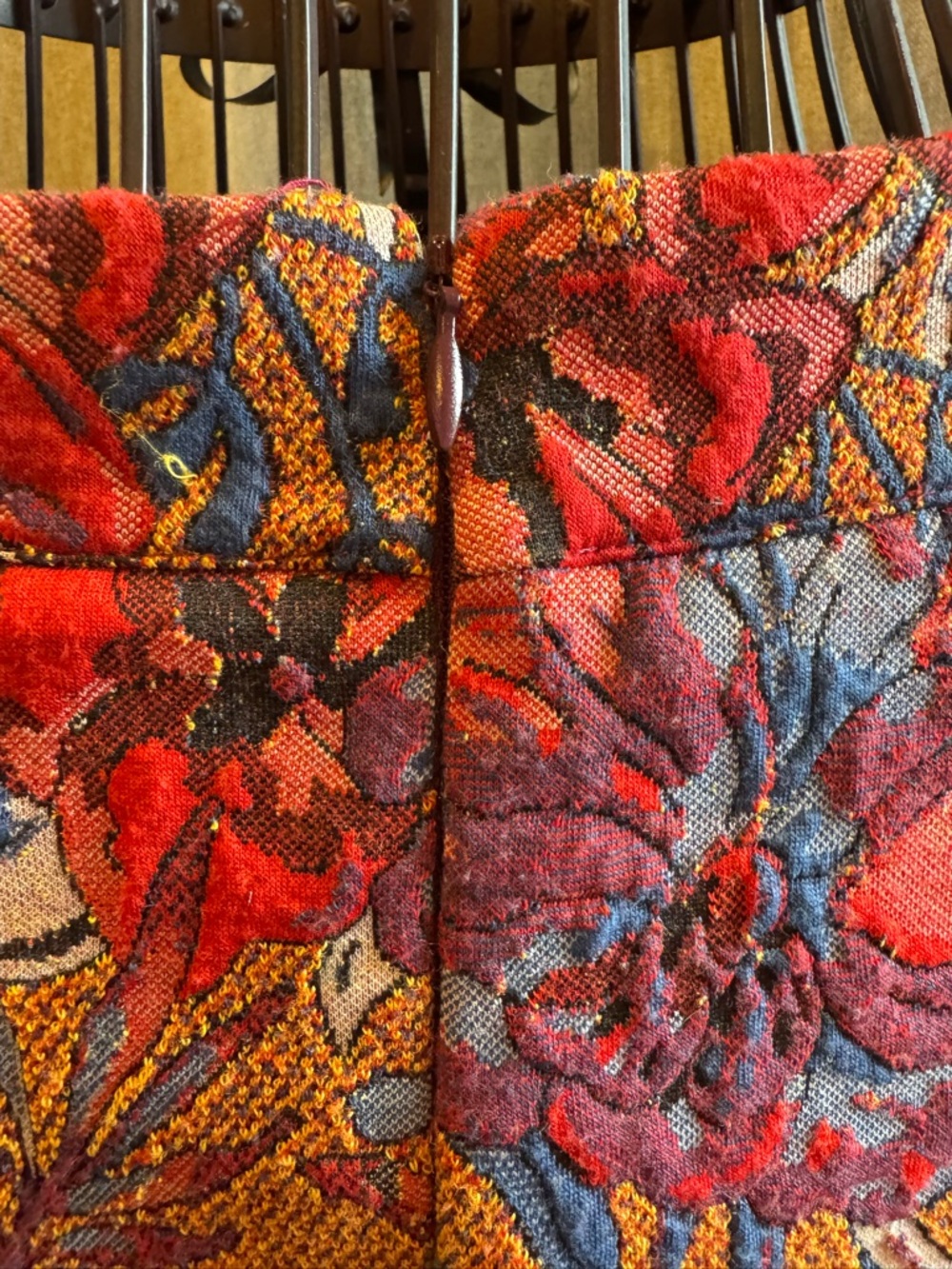 Anthropologie - Maeve - Floral Tapestry - Pencil Skirt - Size Small - Picture 8 of 14